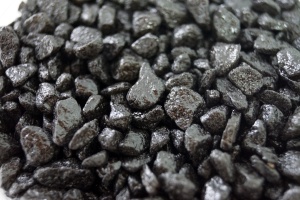 Грунт ЭВИС кварцевый 2-4мм черный 400г